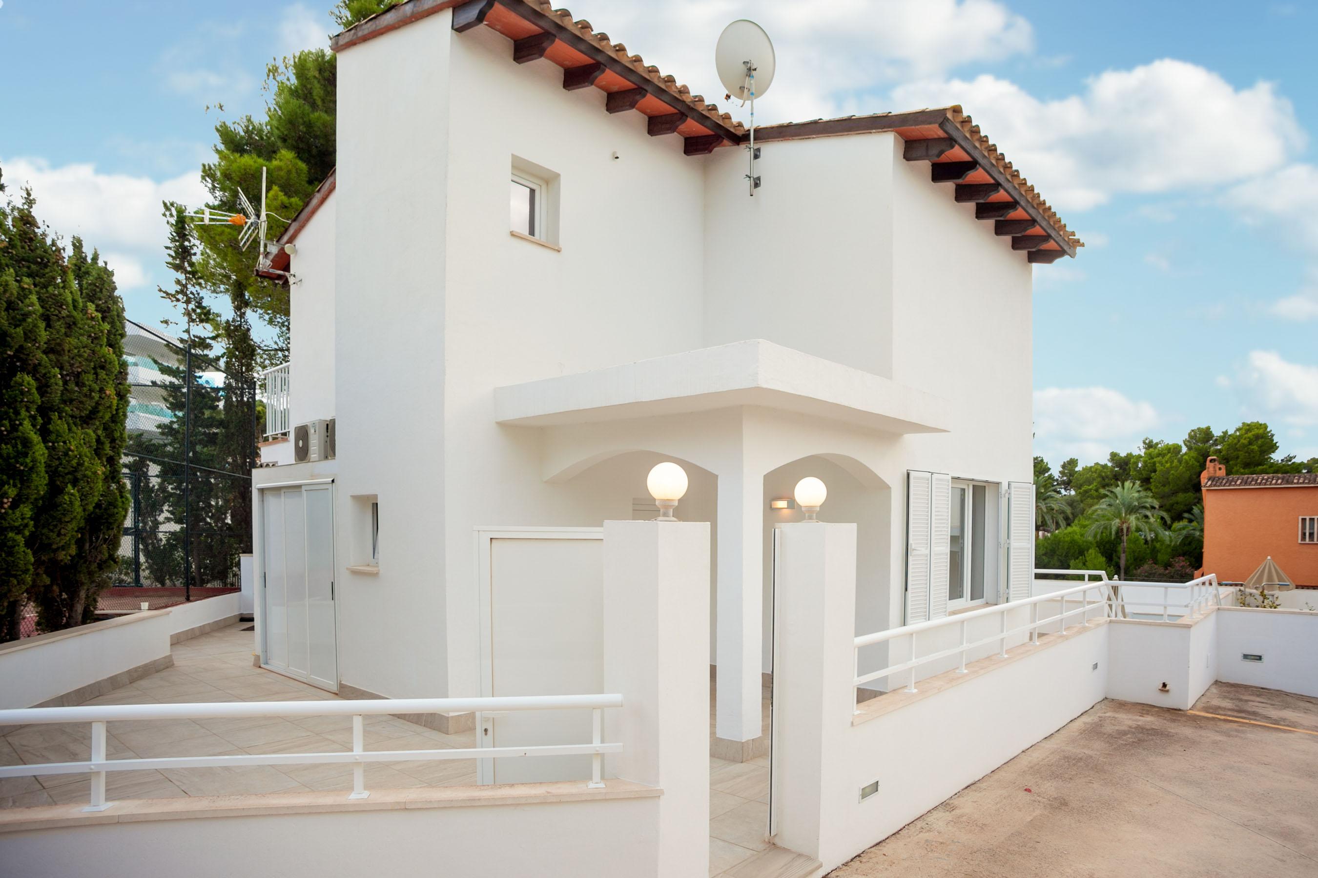 Globales Costa De La Calma Aparthotel Santa Ponsa Exterior photo