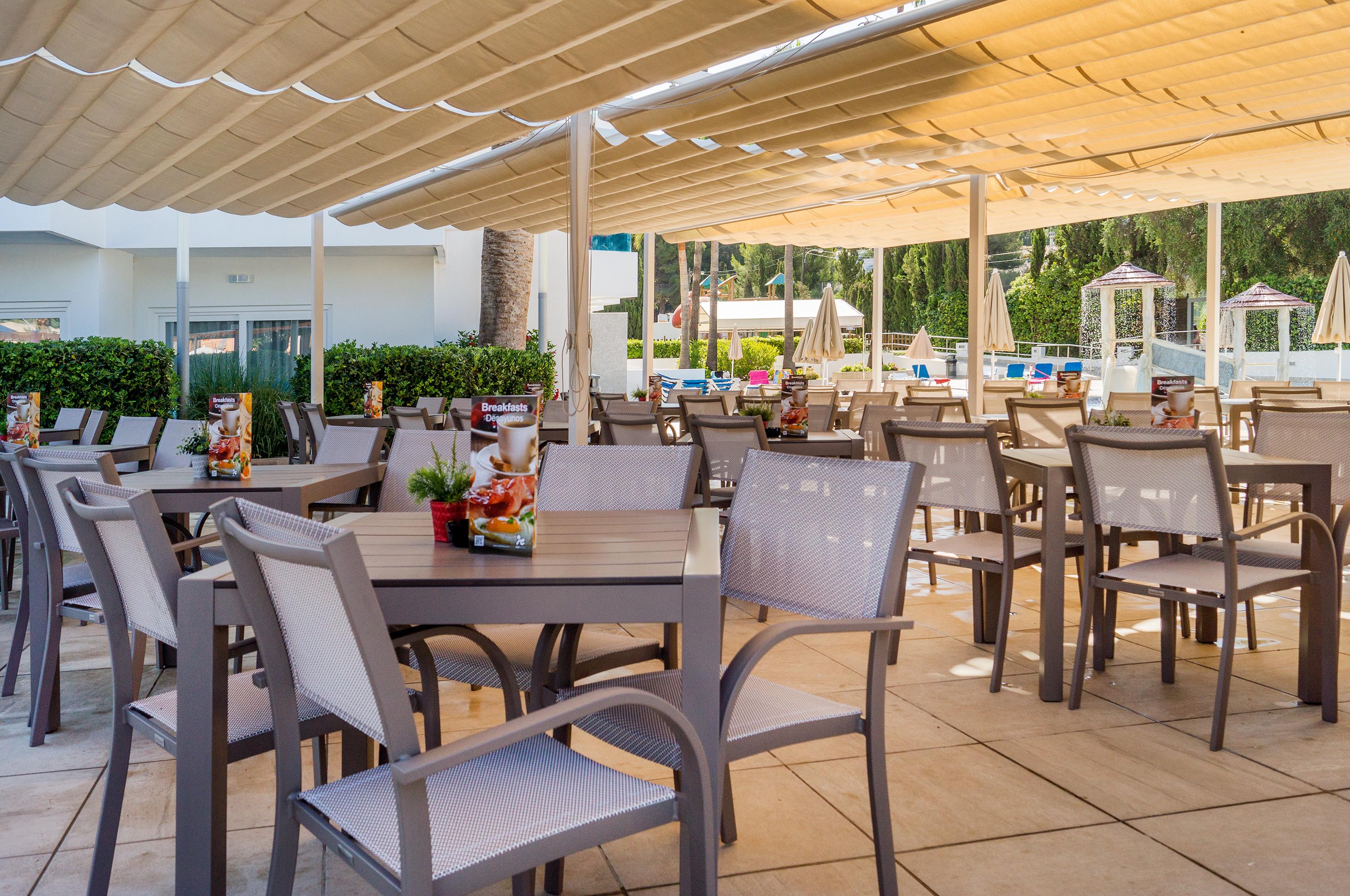 Globales Costa De La Calma Aparthotel Santa Ponsa Exterior photo